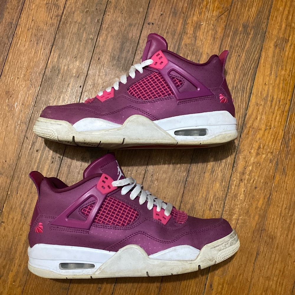 Nike Air Jordan 4 - Size 7Y